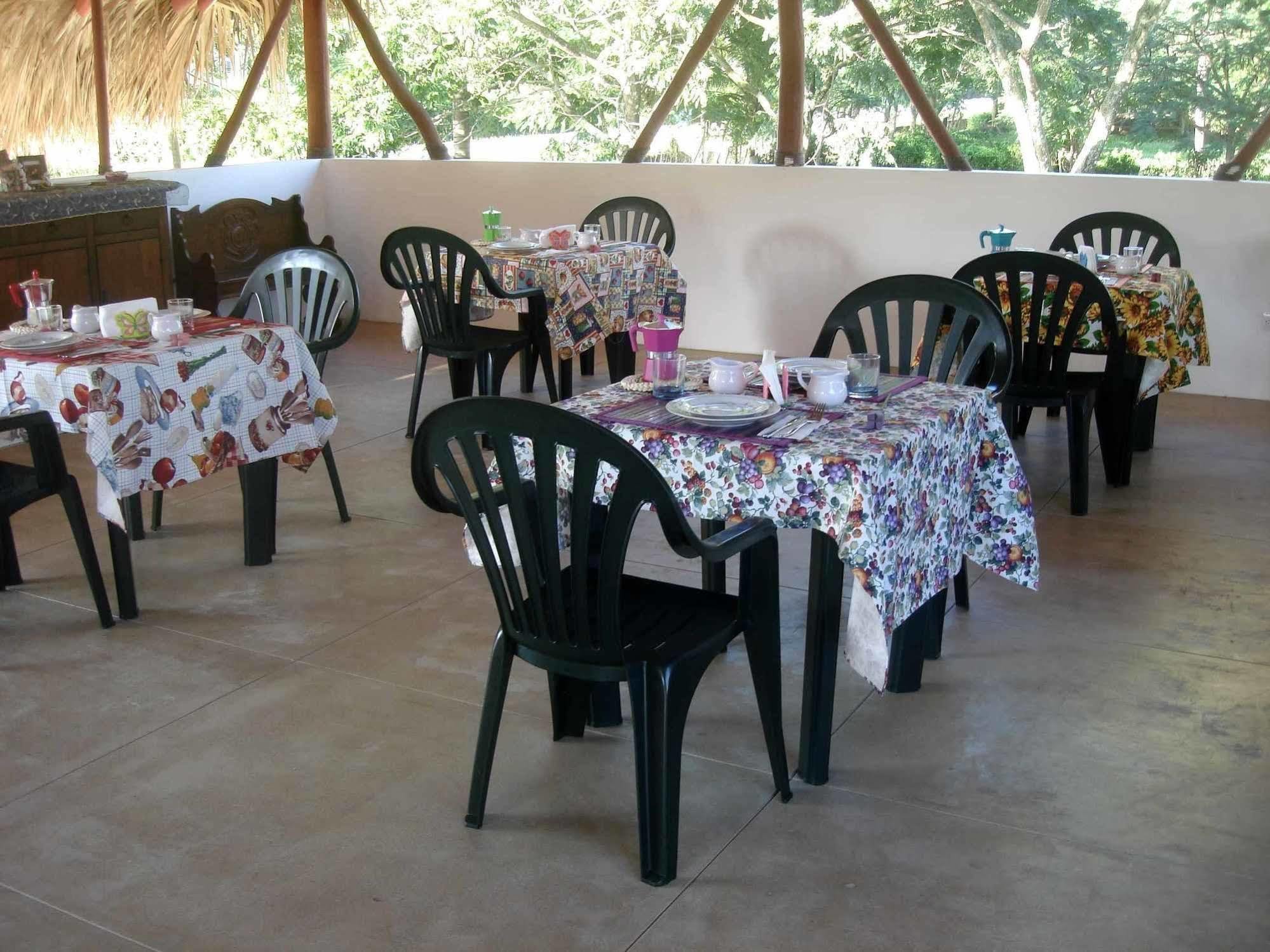 La Casa De Sergio Y Cristina Las Terrenas Luaran gambar